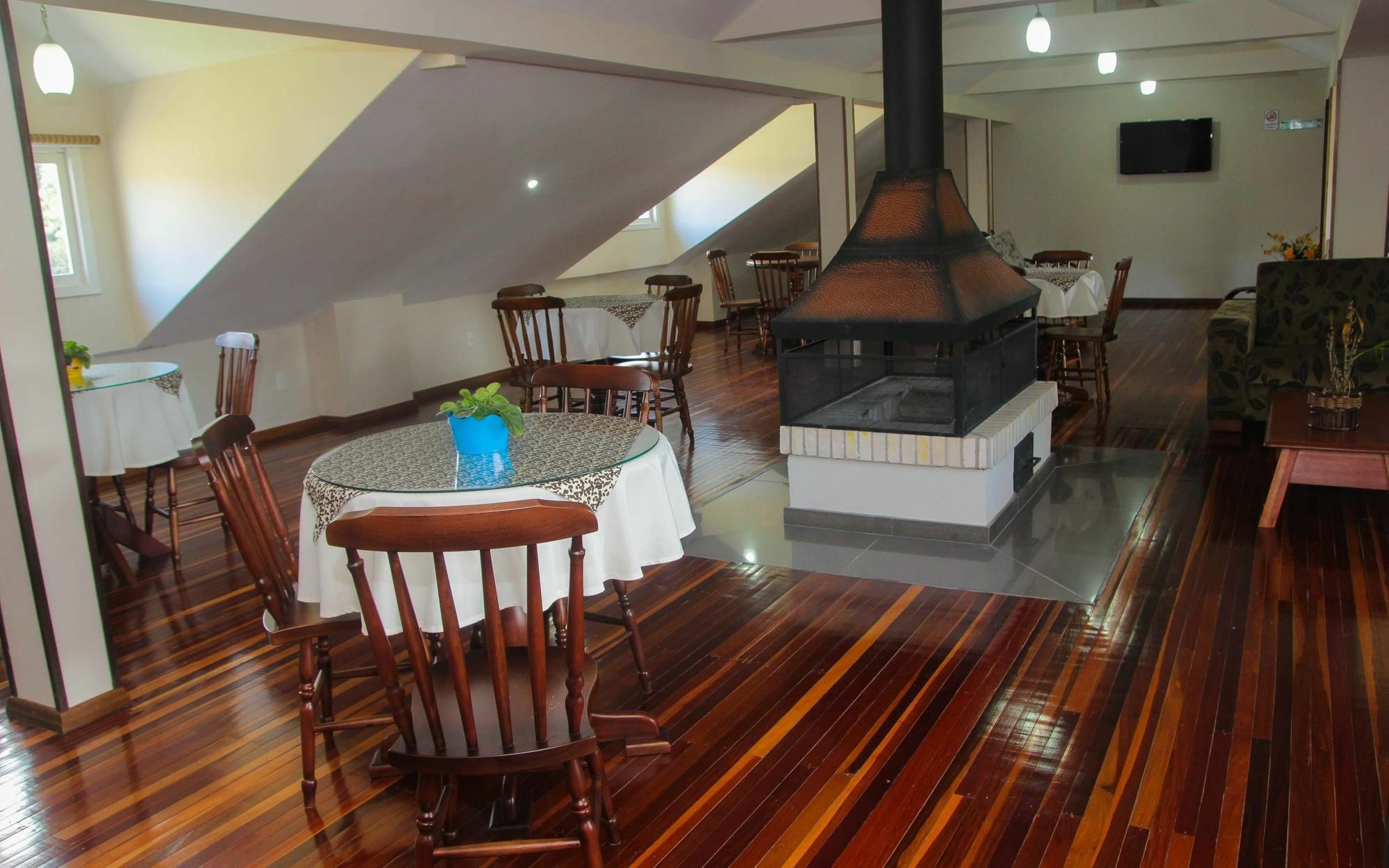 Hotel Carpevita Canela Bagian luar foto